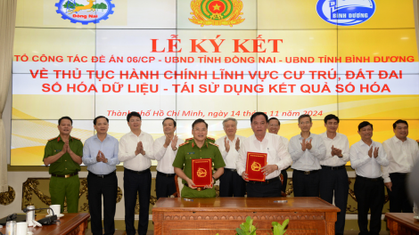 Phó Thủ tướng Thường trực Nguyễn Hòa Bình: Không thể để chục địa phương còn lại đứng ngoài công cuộc chuyển đổi số (14/11/2024)
