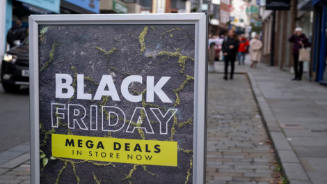 Thị trường mua sắm Black Friday 2024 sôi động tại châu Âu và Mỹ (30/11/2024)