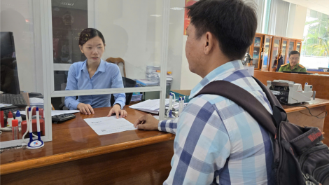 Cà Mau: Dịch vụ công trực tuyến giúp phục vụ người dân tốt hơn (08/12/2024)
