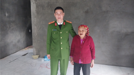 “Thắp lên ngọn lửa từ 2 nghìn đồng”- Câu chuyện xóa nhà ở tạm, nhà ở dột nát ở tỉnh Tuyên Quang( 17/12/2024)
