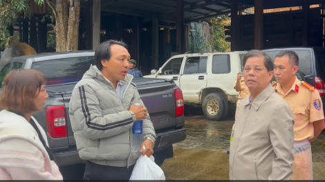 Ưu tiên đảm bảo an toàn cho hành khách bị kẹt trên đèo Khánh Lê, Khánh Hòa (15/12/2024)