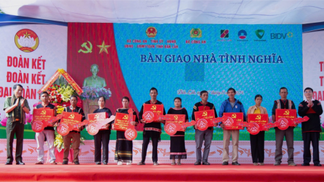 Nghĩa tình, trách nhiệm trong những ngôi nhà Bộ Công an  tặng hộ nghèo Đắk Lắk (02/12/2024)