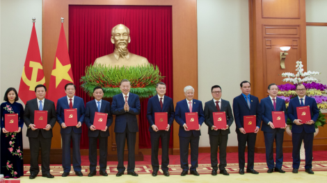 Tổng Bí thư Tô Lâm dự lễ công bố Quyết định của Bộ Chính trị về chức năng nhiệm vụ của 13 cơ quan Ban Đảng (30/12/2024)