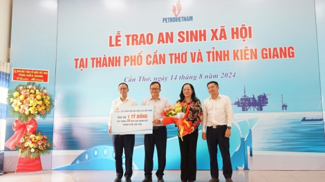 Petrovietnam ủng hộ 6 tỷ đồng xây nhà Đại đoàn kết tại Cần Thơ và Kiên Giang