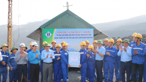 TKV phát động cao điểm thi đua lao động sản xuất 90 ngày đêm hoàn thành vượt mức kế hoạch năm 2024 (05/10/2024)
