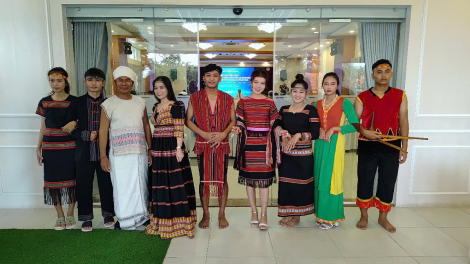 Trang phục truyền thống các dân tộc thiểu số ở Bình Thuận nguy cơ mai một (13/12/2024)