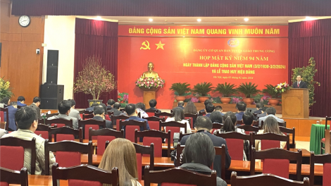 Họp mặt kỷ niệm 94 năm Ngày thành lập Đảng cộng sản Việt Nam (01/02/2024)