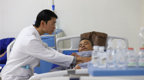 Tận tâm với bệnh nhân vùng cao (24/2/2024)