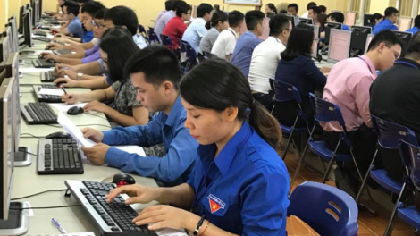 THỜI SỰ 21H 30 NGÀY 15/2/2024: Chính phủ yêu cầu rà soát, bãi bỏ các loại chứng chỉ không cần thiết, hoàn thành trong Quý 2 năm nay