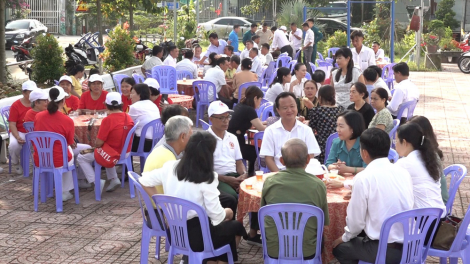 Đối thoại, lắng nghe lòng dân qua mô hình cà phê sáng (11/02/2024)