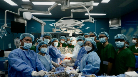Cô gái trẻ hồi sinh sau ca ghép phổi (15/2/2024)