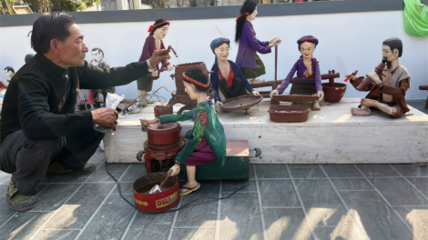 Nghệ An: Người nông 'biến' phế liệu thành dàn rối điện độc đáo (12/2/2024)