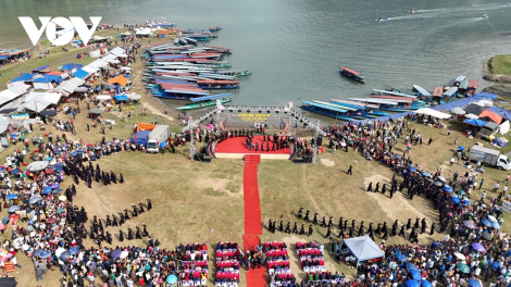 Đến Hồ Ba Bể trẩy hội Lồng Tồng (21/2/2024)