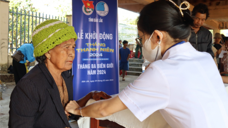 Tuổi trẻ Đắk Lắk ra quân Tháng thanh niên và Tháng Ba biên giới (25/2/2024)
