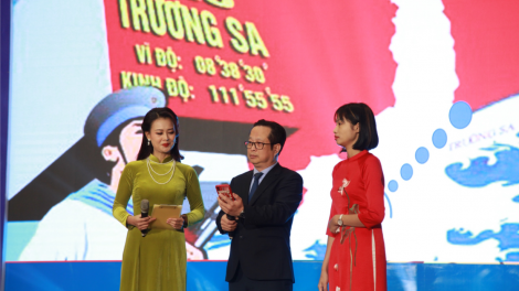 Cô giáo tự hào khi có chồng công tác nơi đảo xa (09/2/2024)