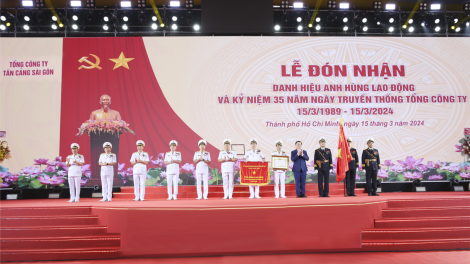 Tân cảng Sài Gòn: Nhà khai thác cảng biển lớn nhất Việt Nam đón nhận Anh hùng Lao động (15/03/2024)