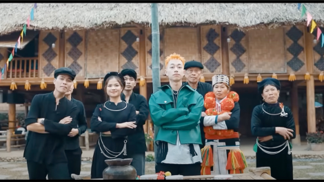 “Người miền núi chất” Double2T: Hãy tạo nên xu hướng bằng chính bản sắc của mình (17/3/2024)