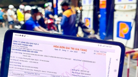 Quyết liệt thực hiện quản lý, sử dụng hóa đơn điện tử đối với hoạt động kinh doanh bán lẻ xăng dầu (21/3/2024)