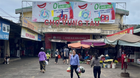 Sau tết, chợ truyền thống ảm đạm  (07/03/2024)