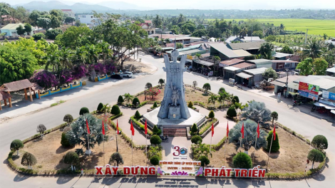 Xây dựng Đăk Hà đạt huyện nông thôn mới đầu tiên của tỉnh Kon Tum (24/3/2024)