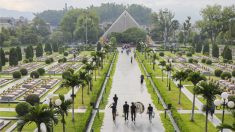 Những quản trang thầm lặng nơi mảnh đất hoa lửa Điện Biên Phủ (4/4/2024)