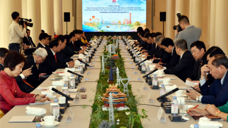 THỜI SỰ 18H CHIỀU 8/4/2024: Chủ tịch QH Vương Đình Huệ hội kiến Tổng Bí Thư, Chủ tịch nước Trung Quốc Tập Cận Bình và tiếp lãnh đạo một số Tập đoàn hàng đầu trong lĩnh vực giao thông, đường sắt, năng lượng, khoa học công nghệ của Trung Quốc.