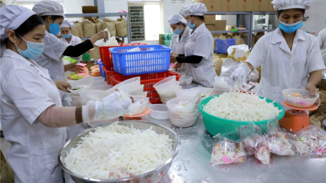 Khơi thông động lực tạo đà cho doanh nghiệp phục hồi và phát triển (18/4/2024)