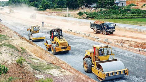 Bộ Tài chính đề nghị các Bộ, ngành, địa phương đẩy mạnh giải ngân vốn đầu tư công (17/04/2024)