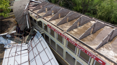 Dông lốc tiếp tục làm hư hại hàng nghìn ngôi nhà tại Cao Bằng và Bắc Kạn (21/4/2024)