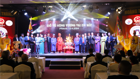 Trang trọng lễ tưởng nhớ các Vua Hùng tại Cộng hòa Czech 2024 (14/4/2024)