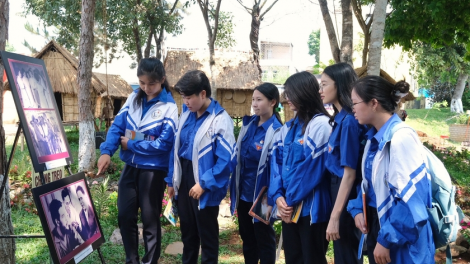 Triển lãm “Di sản văn hóa Côn Đảo - Gia Lai” (26/4/2024)