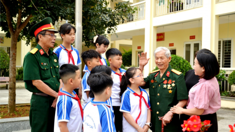 Ký ức của những người lính Điện Biên ghi ở Lào Cai (13/4/2024)