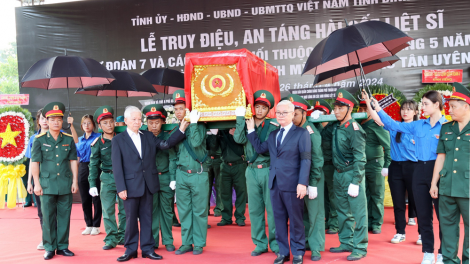56 năm khắc khoải, nhiều hài cốt liệt sĩ Sư đoàn 7 đã được tìm thấy ở Bình Dương (26/4/2024)