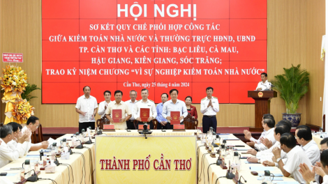 Hội nghị Sơ kết Quy chế phối hợp công tác giữa Kiểm toán nhà nước với các tỉnh Kiên Giang, Hậu Giang, Sóc Trăng, Bạc Liêu, Cà Mau, TP. Cần Thơ (25/04/2024)