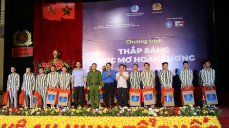 “Thắp sáng ước mơ hoàn lương” cho phạm nhân độ tuổi thanh niên (04/04/2024)