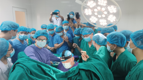 Hơn 40% người Việt mắc bệnh trĩ, có nguyên nhân dùng điện thoại nhiều (23/04/2024)