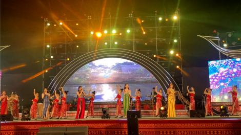 Tôn vinh "Những người con ưu tú của đại ngàn" (29/4/2024)