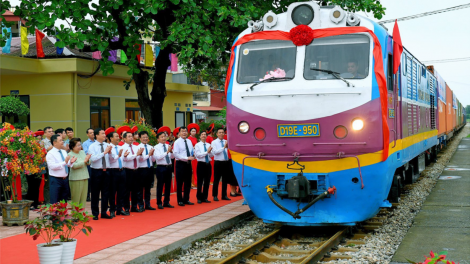 Khai trương chuyến tàu liên vận quốc tế đầu tiên xuất phát từ ga Cao Xá, Hải Dương (02/5/2024)