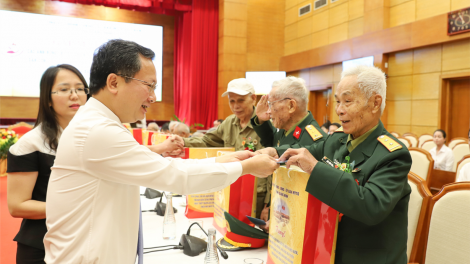 Quảng Ninh gặp mặt tri ân chiến sỹ Điện Biên (2/5/2024)