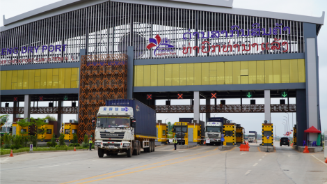 Lào áp dụng thuế VAT 10% đối với các loại hàng hóa nhập khẩu (1/5/2024)