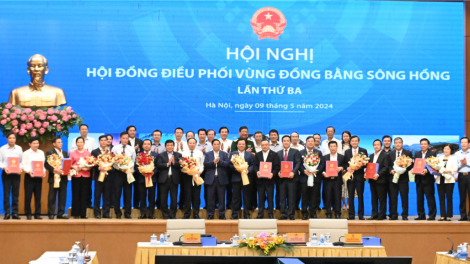 THỜI SỰ 12H TRƯA 09/05/2024: Thủ tướng Phạm Minh Chính chủ trì Hội nghị lần 3, Hội đồng Điều phối vùng Đồng bằng sông Hồng