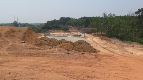 Chỉ đạo khẩn tháo gỡ vướng mặt bằng Cao tốc Vạn Ninh - Cam Lộ, Quảng Trị (04/5/2024)