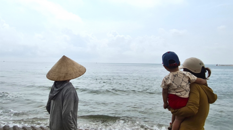 Làng biển Quảng Bình ngóng tin ngư dân mất tích (07/5/2024)