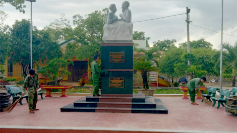 Tuổi trẻ Đắk Lắk khắc ghi lời dạy của Bác Hồ với chiến sĩ biên phòng (16/5/2024)