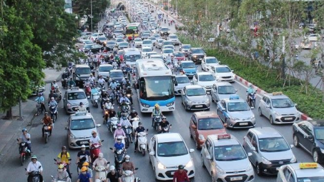 Kế hoạch thu phí ô tô cá nhân vào nội đô ở Hà Nội và TPHCM - Những vấn đề đặt ra (16/6/2024)