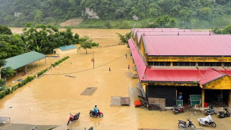 Cao Bằng: Hơn 40 nhà ngập trong nước, một số tuyến giao thông ngưng trệ do mưa lũ (11/06/2024)