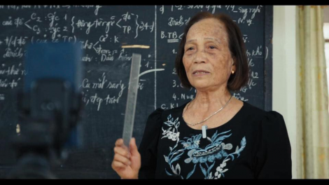 Gặp gỡ “Cô giáo U80 ở Ninh Bình lập kênh TikTok giúp học sinh hóa giải môn văn” (14/6/2024)