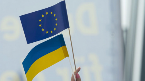 Ukraine đặt một chân trước ngưỡng cửa EU: Chặng đường không rải hoa hồng (26/6/2024)