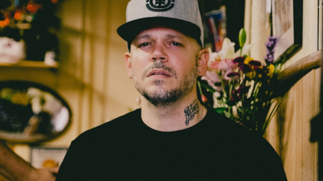 Câu chuyện về nghệ sĩ người Puerto Rico, nam rapper Residente, người từng đoạt nhiều giải Grammy. (16/6/2024)