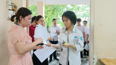 Hà Nội: Thí sinh bất ngờ với đề môn Ngữ văn (08/06/2024)